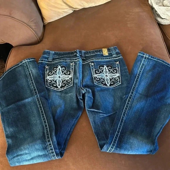 Maurice’s bootcut jeans - Picture 3 of 8